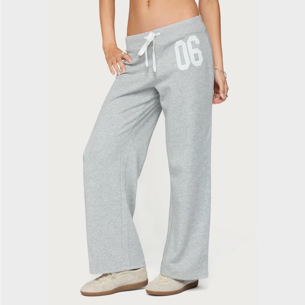 NWT Edikted 06 Grey Sweatpants